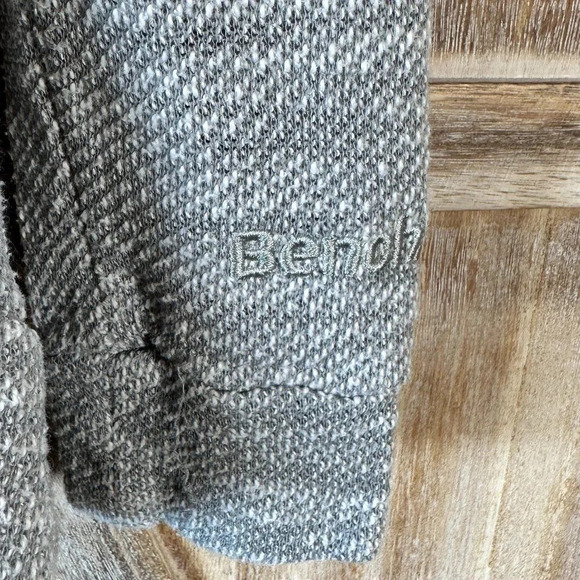 Bench Inject Overhead Sweater - Picture 6 of 7